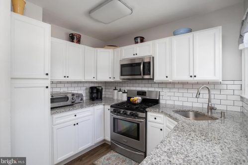 1828 Exton Ave, Trenton NJ 08610-3323 exterior