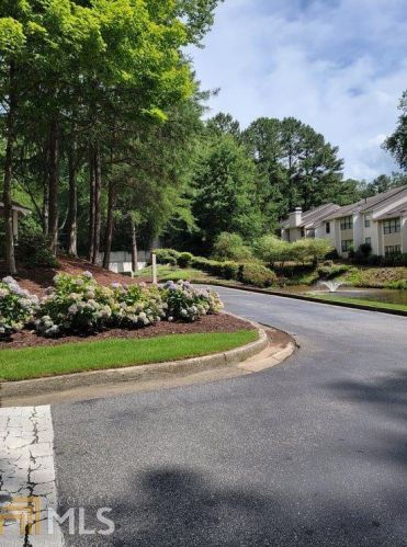 1604 Huntingdon Chase, Atlanta, GA 30350-4954