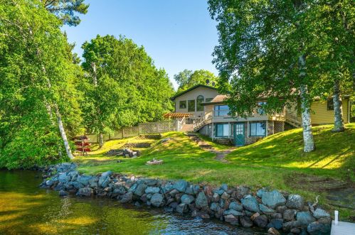 5779 Pike Lake Rd, Duluth, MN 55811-9620