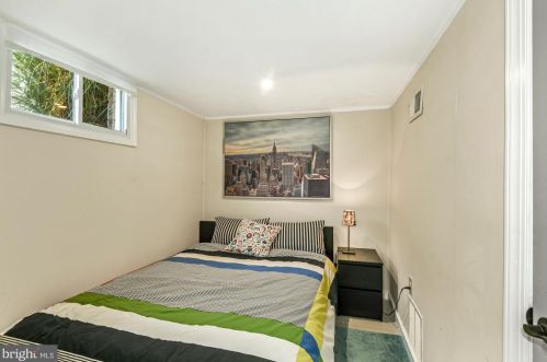 9126 Bradford Rd, Silver Spring MD 20901-4918 exterior