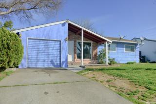 2109 Bowling Green Dr, Sacramento, CA 95825-0103
