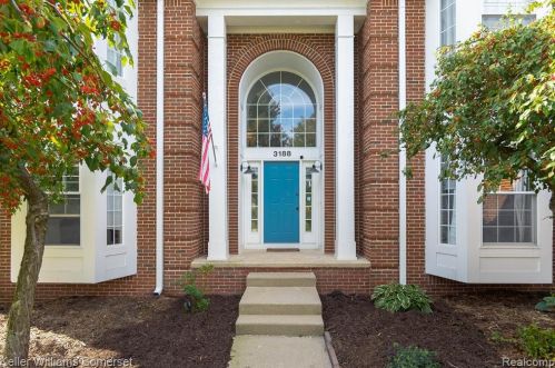 3188 Lexham Ln, Rochester, MI 48309-4398