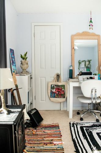 363 Huntley Rd, Bull Valley IL 60014-5362 exterior