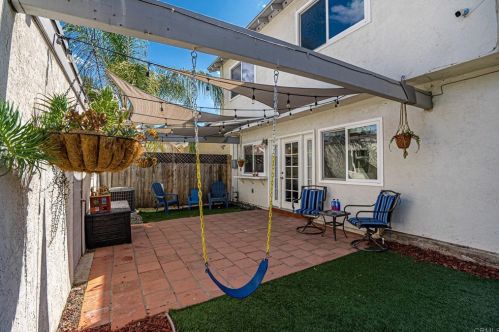 10784 Esmeraldas Dr, San Diego CA  92124-2010 exterior