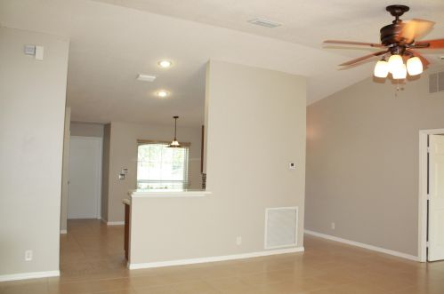 1146 Kalevala Dr, Fort Pierce FL 34953-6810 exterior