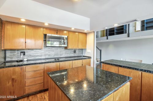 7217 13 Pl, Phoenix AZ 85014-1423 exterior