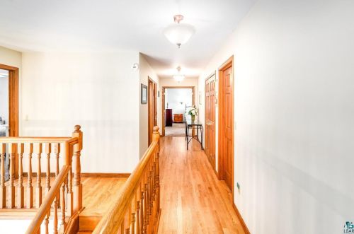 3634 1 St, Duluth MN 55802-1516 exterior