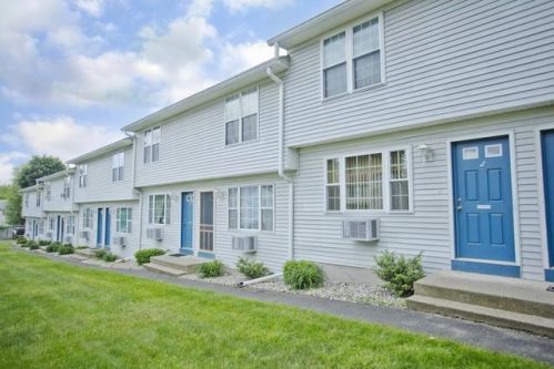 189 Essex St, Springfield MA  01151-1564 exterior