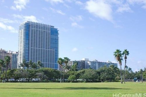 223 Saratoga Rd, Honolulu HI 96815-1942 exterior