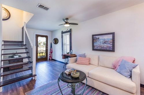 1531 Woodard St, Denison TX 75020-3140 exterior