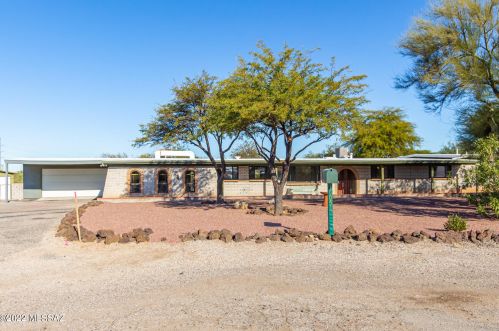 8051 El Tovar Pl, Tucson, AZ 85704-3310