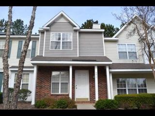 5807 Cougar Ln, Charlotte, NC 28269-1554