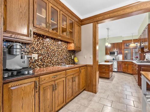 815 13 St, Manitowoc WI 54220-5101 exterior