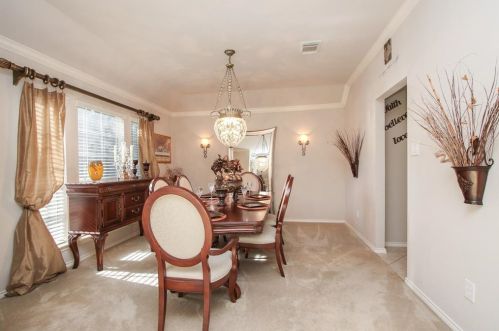 7103 Timber Post Ln, Humble TX 77346-3384 exterior