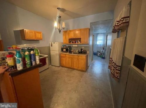 2939 6th St, Philadelphia PA  19133-2804 exterior