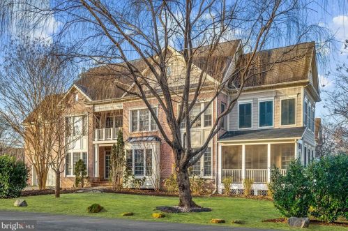 1536 Cedar Ave, Mc Lean, VA 22101-3516