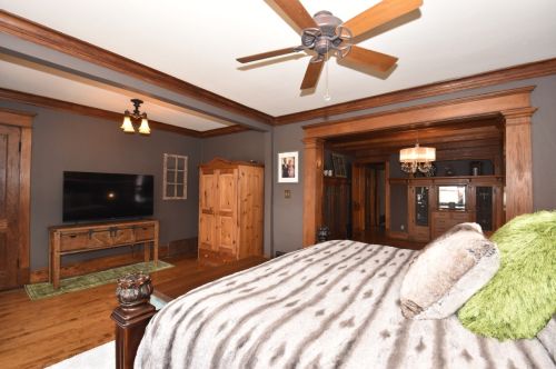 1800 51, Milwaukee WI 53208-1742 exterior