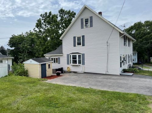 57 Maple Ave, North Andover, MA 01845-3628