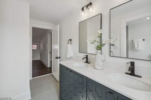 89 Franklin St, Verona NJ  07044-1922 exterior