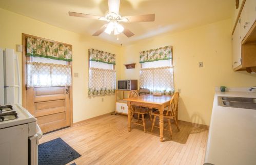 4547 74, Milwaukee WI 53213-1735 exterior