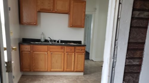 121 10 Ave, Broadview IL 60153-1987 exterior