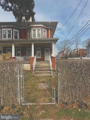 602 Riverside Ave, Trenton, NJ 08618-5524