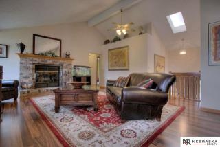 16612 Pierce St, Omaha, NE 68130-1340