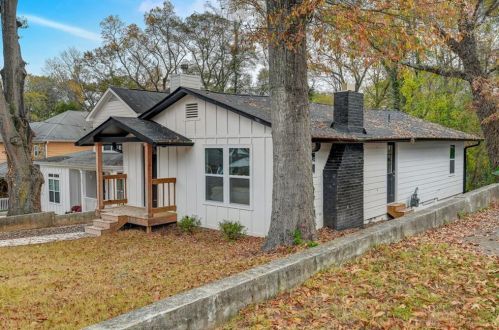 155 Hemphill School Rd, Atlanta GA  30331-1621 exterior