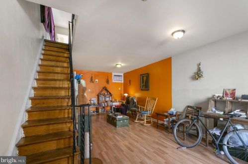 2443 Darien St, Philadelphia, PA 19148-3717