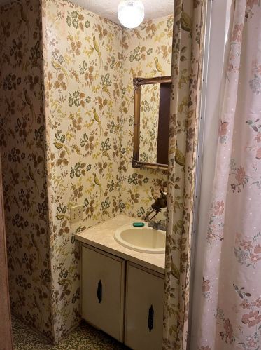 1120 37th St, Allegan MI 49010-8308 exterior