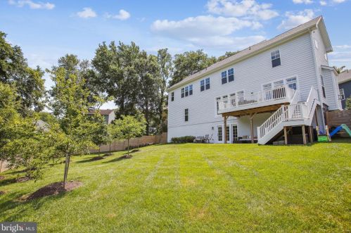 6031 Florence Ln, Alexandria VA 22310-2209 exterior