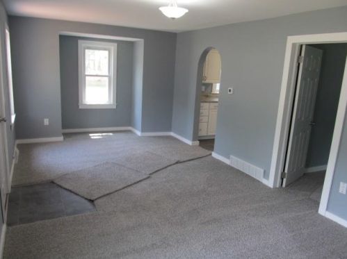 5289 Keyes Dr, Kalamazoo MI  49004-2613 exterior