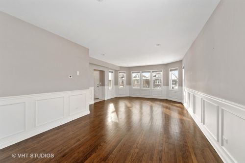 2747 76 Ct, Chicago IL 60707-3029 exterior