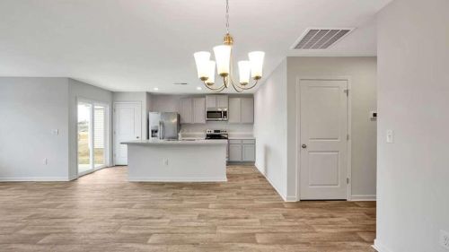 1224 Erica Way, Atlanta GA 30354-3640 exterior