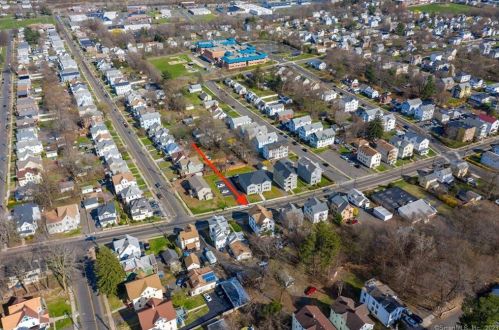 482 East St, New Britain CT 06051-2454 exterior