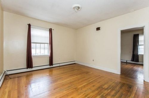 1884 Smith St, Providence RI 02911-2944 exterior