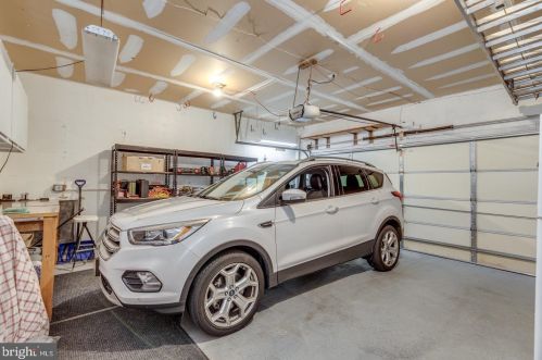 77 Warwick Way, Southampton NJ 08088-1150 exterior