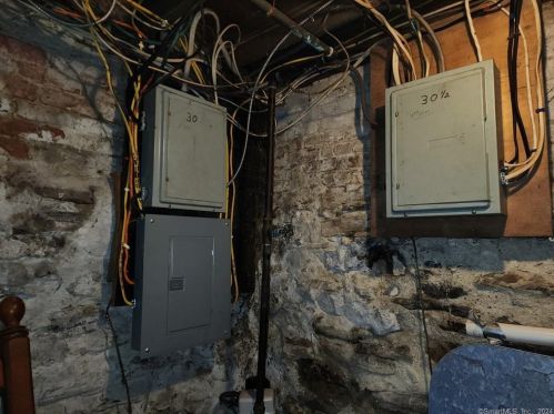 103 School St, Killingly CT 06239-3515 exterior