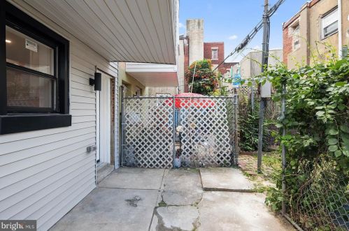 2418 4th St, Philadelphia PA  19148-3905 exterior