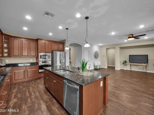 73 Crescent Way, Chandler AZ  85248-5150 exterior