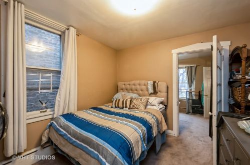 926 Leavitt St, Chicago IL 60622-4808 exterior