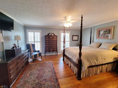 4304 Jim Hood Rd, Gainesville GA 30506-2830 exterior