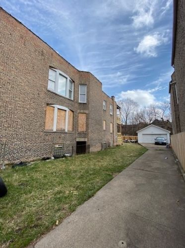 5529 Union Ave, Chicago IL  60621-2949 exterior