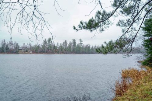 6085 Taft Rd, Duluth MN 55803-9460 exterior