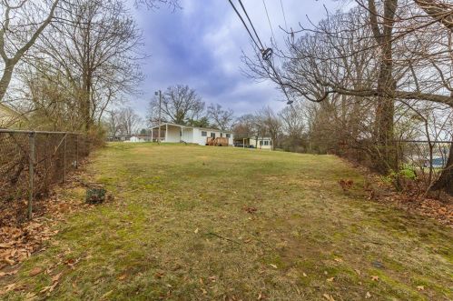 9401 Ln Jolla Dr, Saint Louis MO 63132-2119 exterior