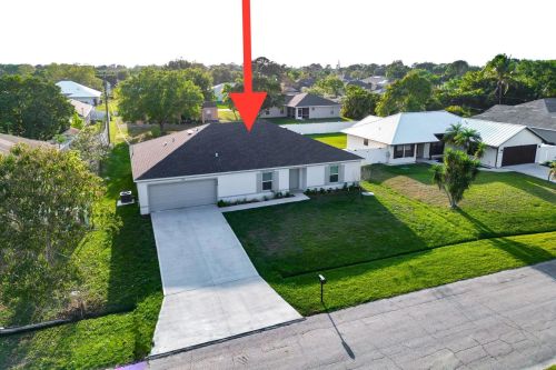 1850 Gemini Ln, Fort Pierce FL  34984-4416 exterior