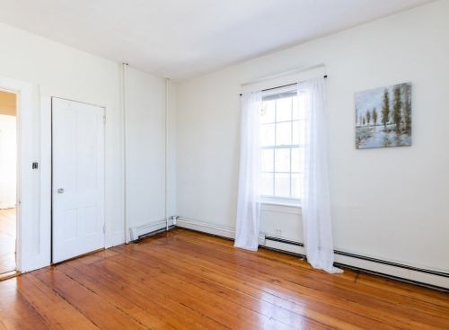 6 Edgehill Rd, Woburn MA 01801-5015 exterior