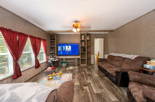 169 Beethoven Cir, Defuniak Springs FL 32433-5255 exterior