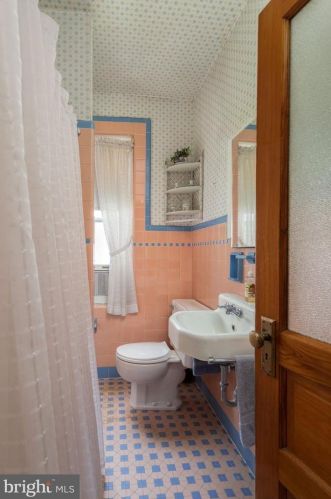 430 Bert Ave, Trenton NJ 08629-2613 exterior