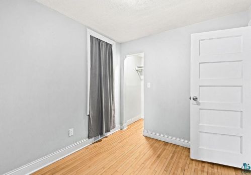 828 7th St, Duluth MN 55805-1236 exterior